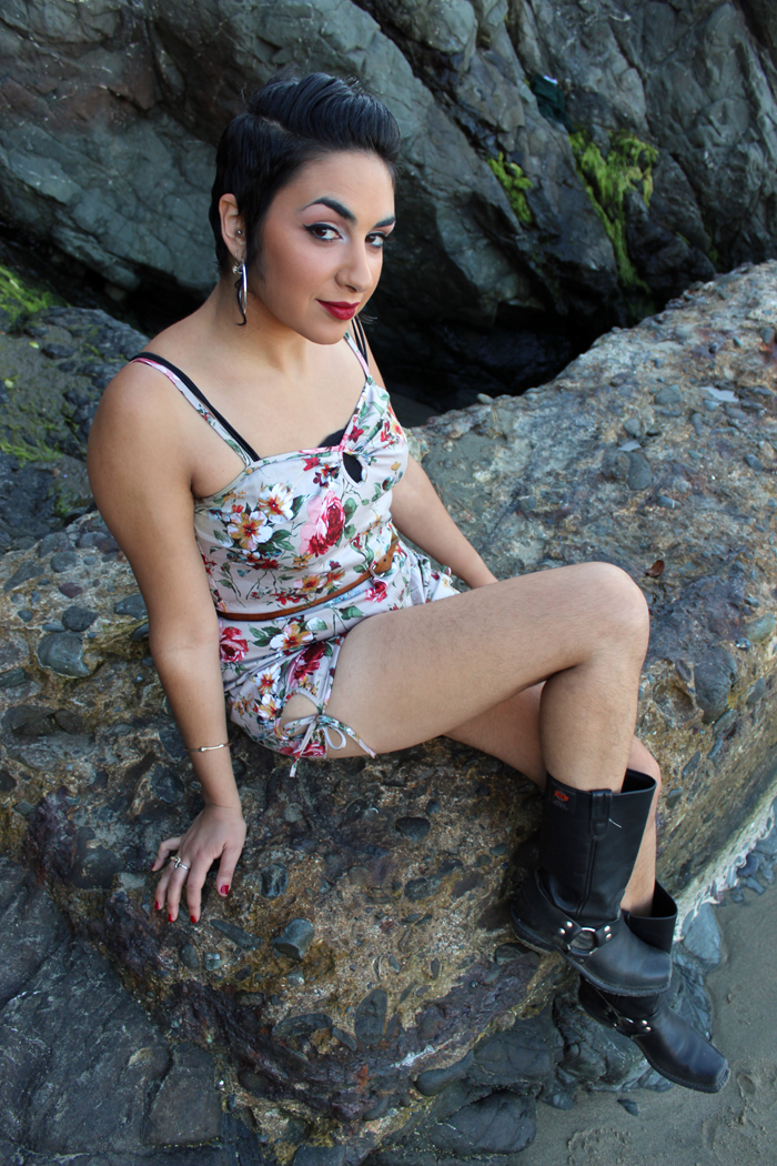 Female model photo shoot of Maitresse Freda in Baker Beach