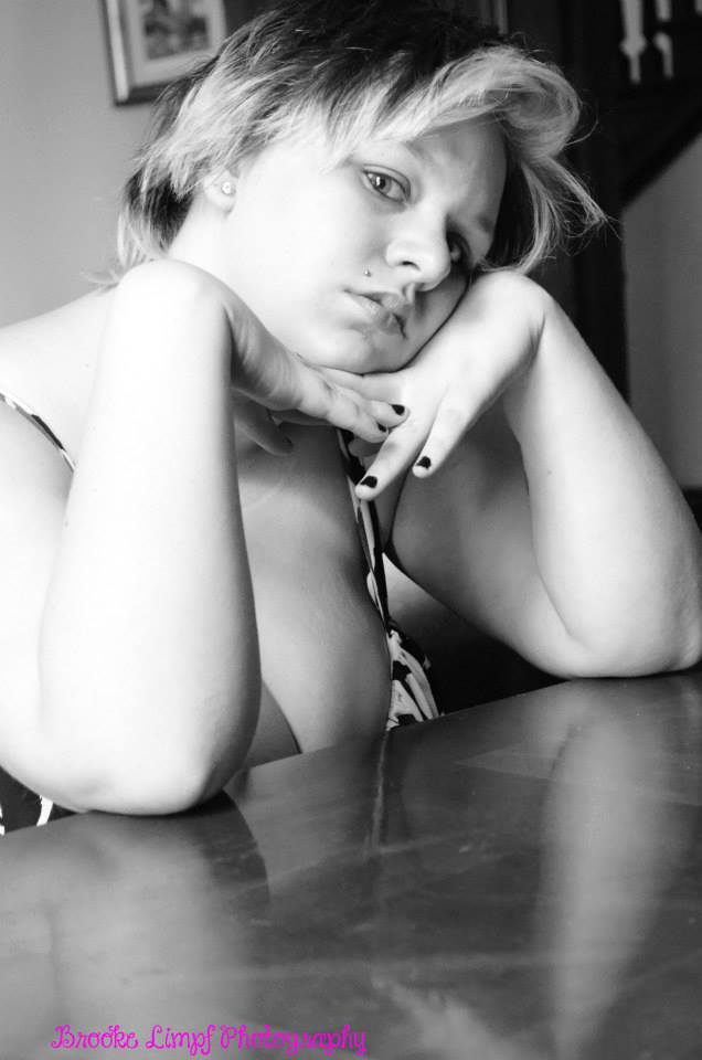 Female model photo shoot of Lexxx Loubell