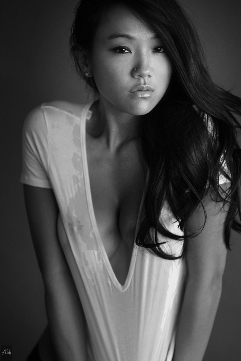 Female model photo shoot of Kyla Gray 