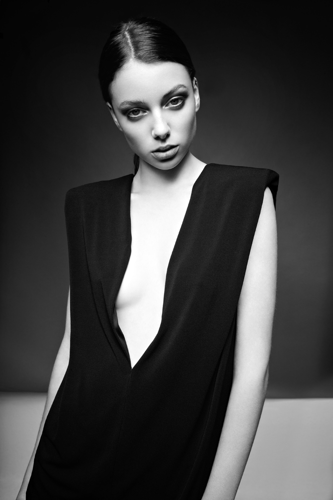 Female model photo shoot of Virginia Bertolani
