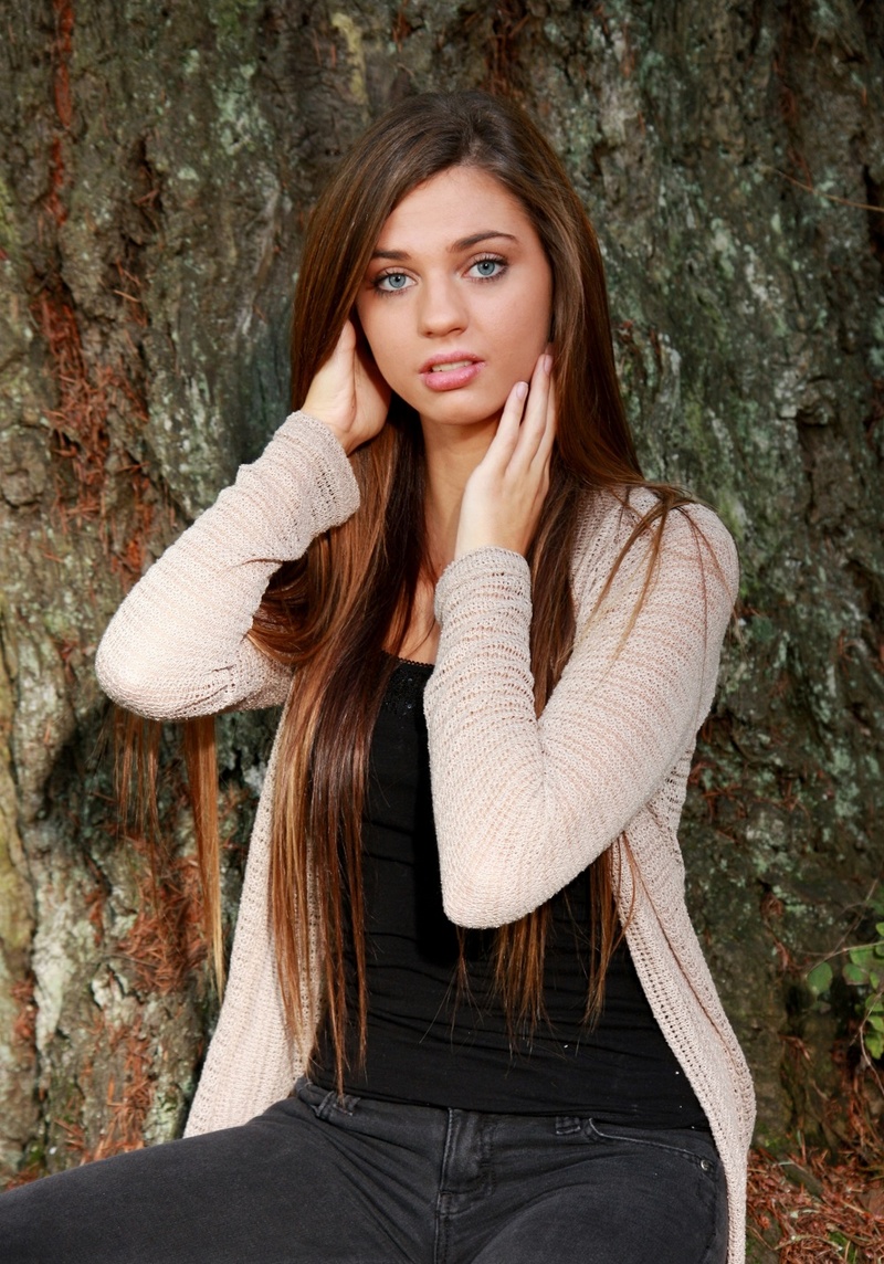 Female model photo shoot of Tabetha Mullen by Gordon Melby in Lake Oswego, OR