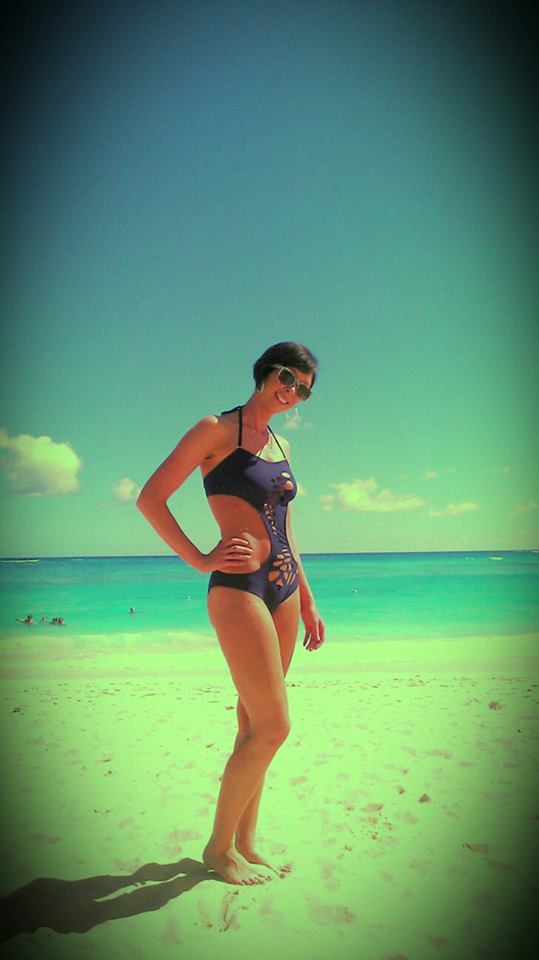 Female model photo shoot of Sash Moreaux in Punta Cana, Dominican
