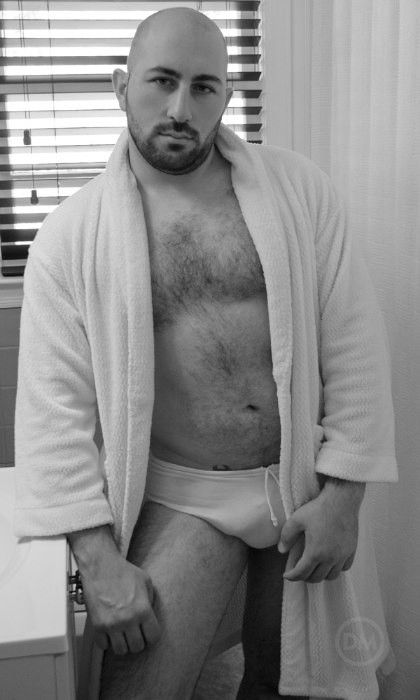 Male model photo shoot of Gnothiseauton by Dave Milstead Photo