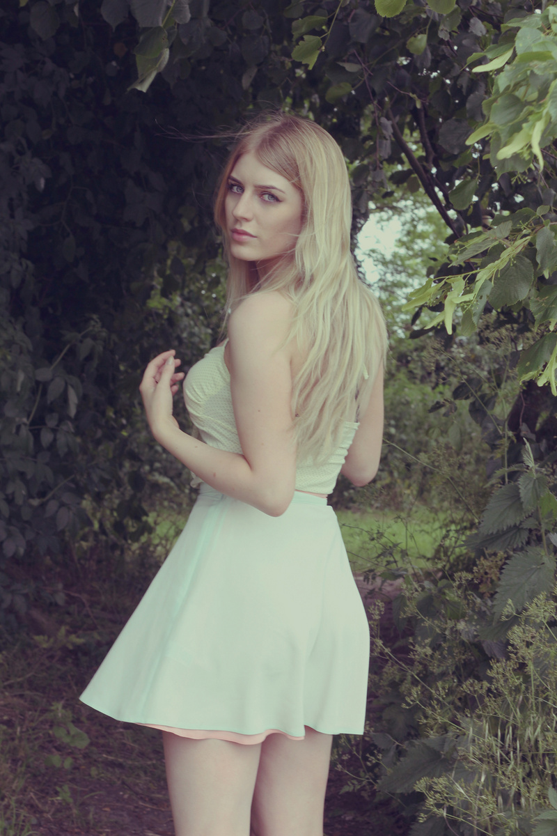 Female model photo shoot of Vicky Wheeler in Lavington