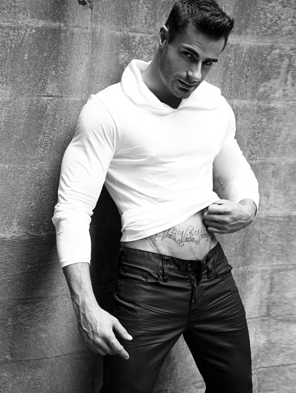 Male model photo shoot of Darren Birks