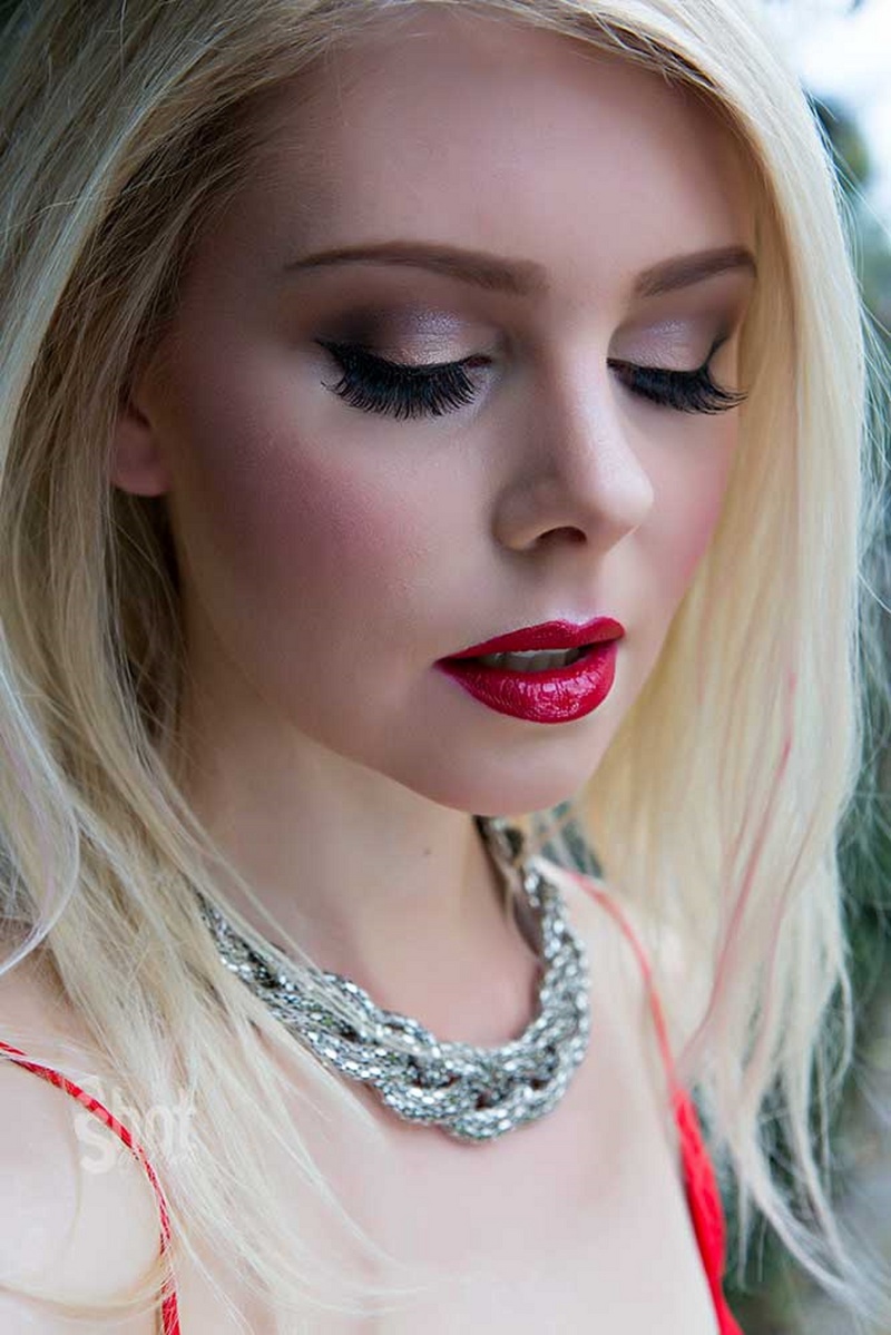 Female model photo shoot of Sarah E Brook by ShotByMark, makeup by ThamVo