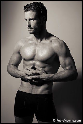 Male model photo shoot of Henny Seroeyen