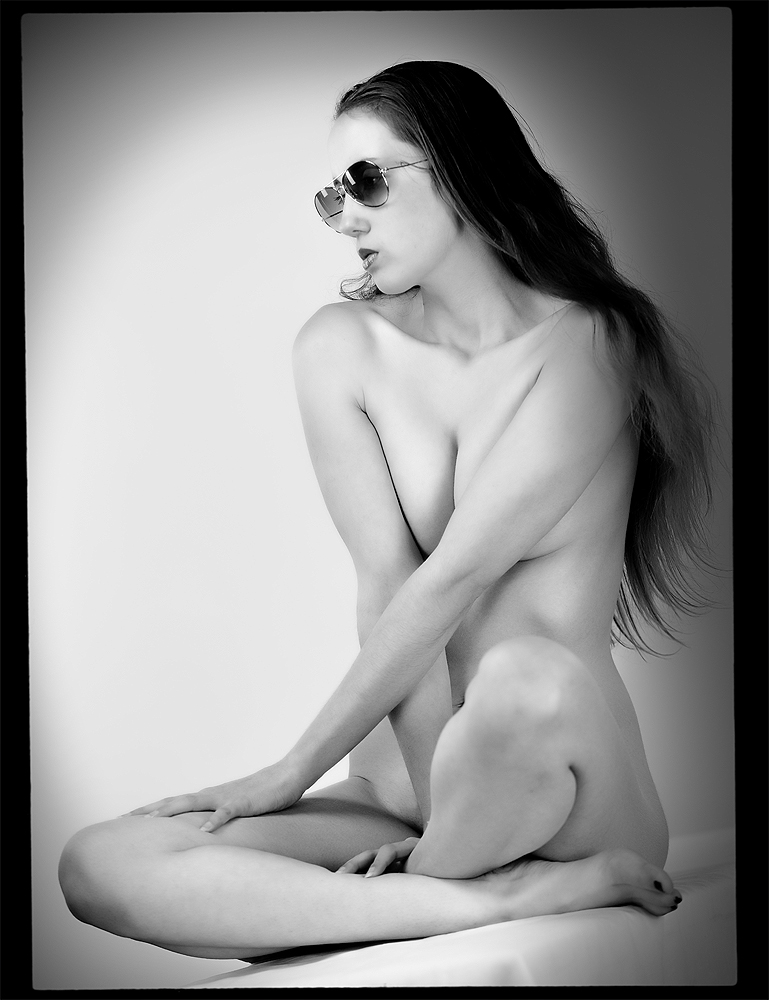 Female model photo shoot of Cassandra Mae in Studio