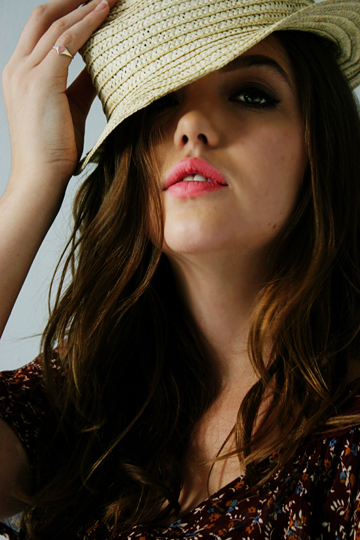 Female model photo shoot of Rachel Copeland