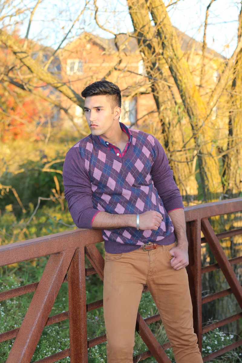 Male model photo shoot of Gurfateh Pirzada