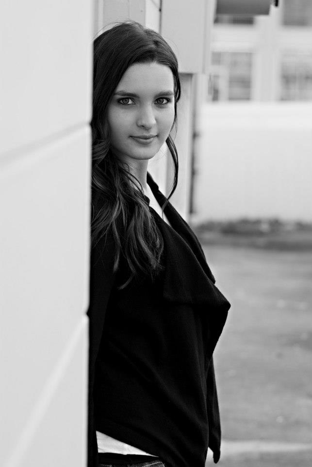 Female model photo shoot of Elena_Nichole