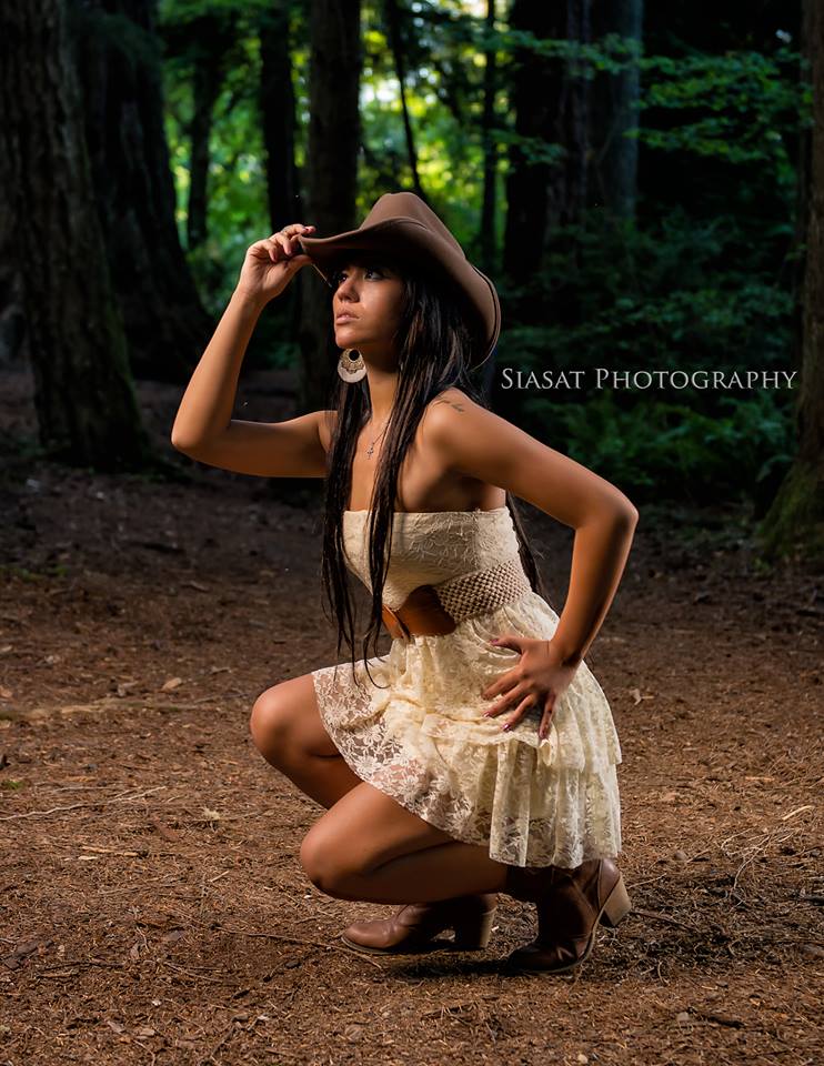 Female model photo shoot of Serena Audrey in Tacoma WA
