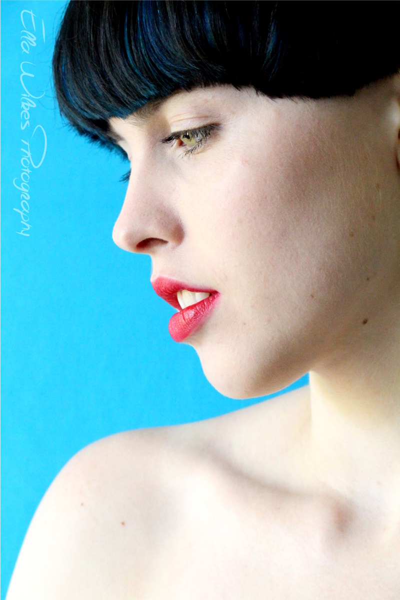 Female model photo shoot of Yvonne Moses by Ella Wilkes Photography in Ella Wilkes studio