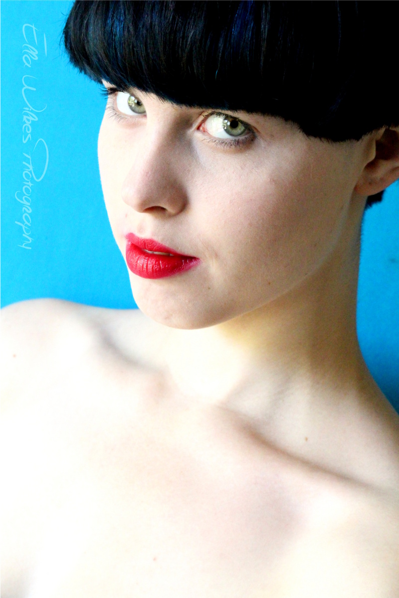 Female model photo shoot of Yvonne Moses by Ella Wilkes Photography in Ella Wilkes studio