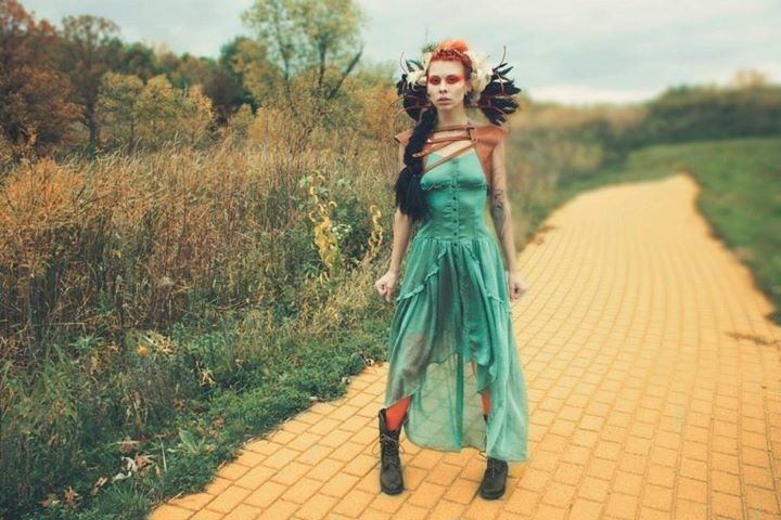 Female model photo shoot of Zoe Loviise Lewis in Minneapolis, MN.