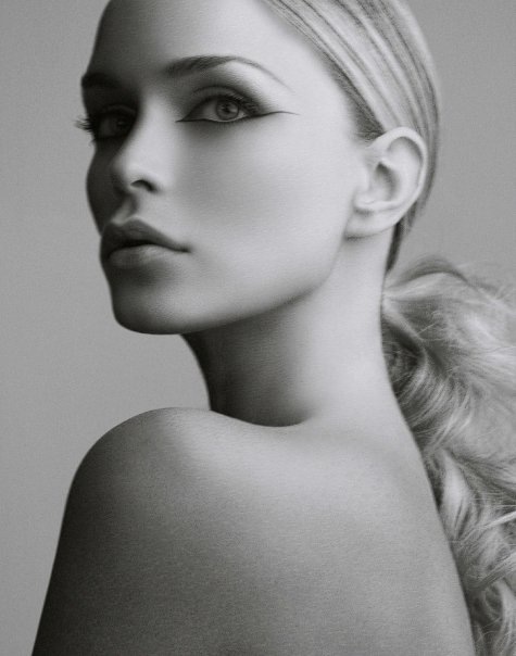 Female model photo shoot of Cassandra Wilson Bell