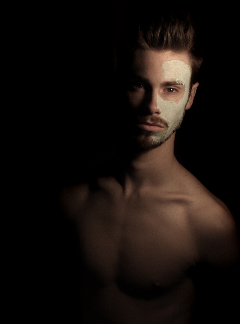 Male model photo shoot of Nick Raynor