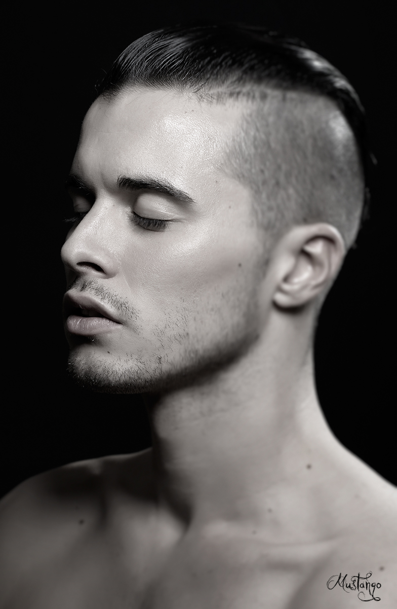 Male model photo shoot of Samuel MICHEL