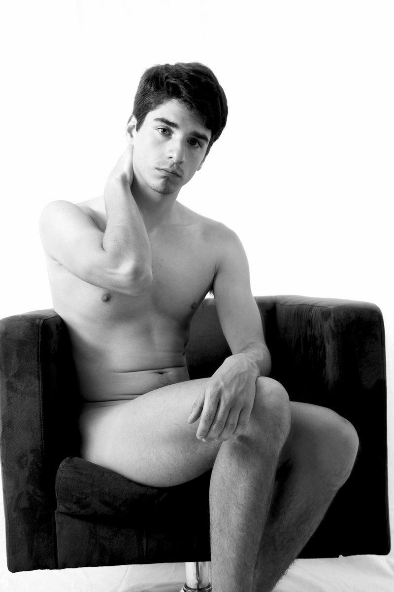 Male model photo shoot of Tommy Verpalen