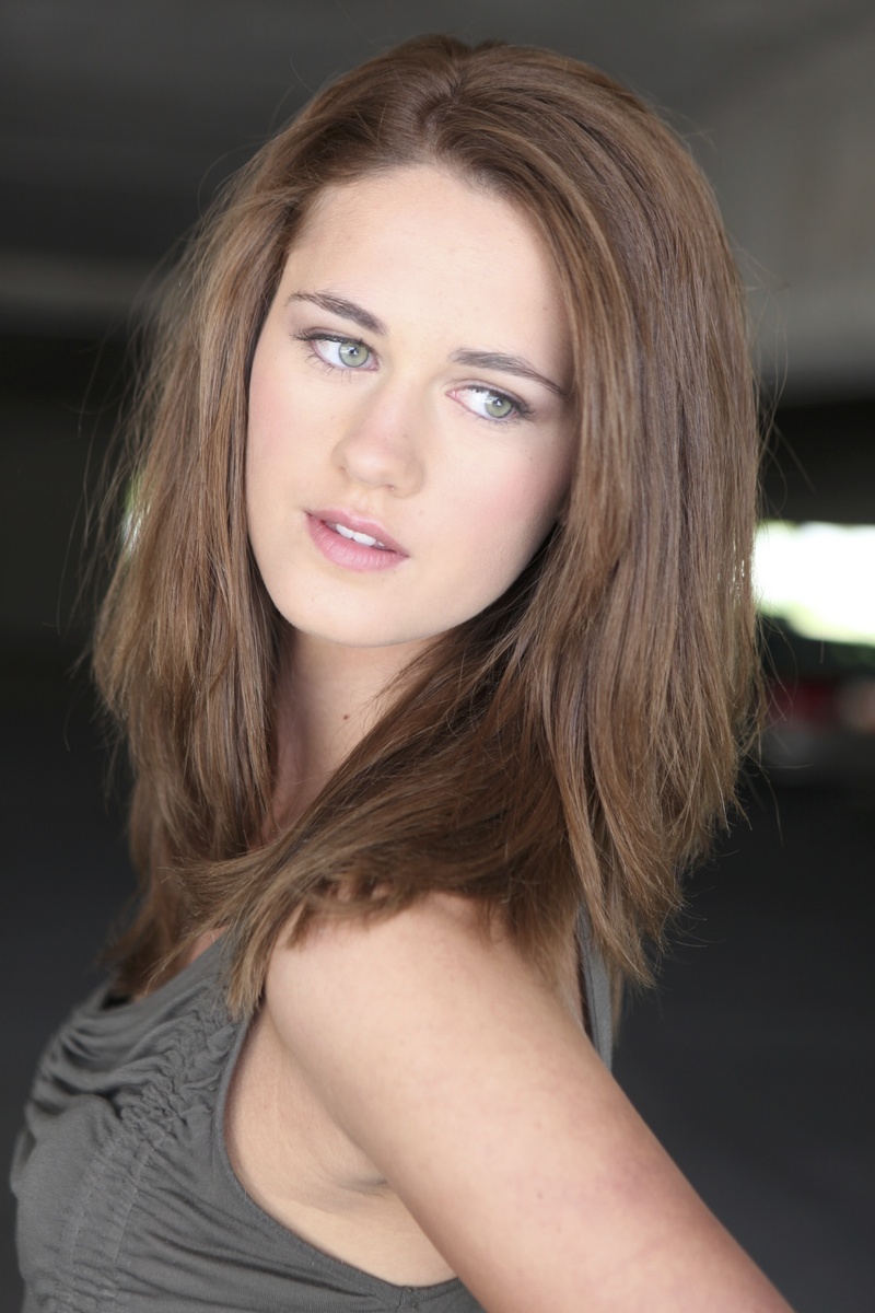 Female model photo shoot of Madeline Kerr