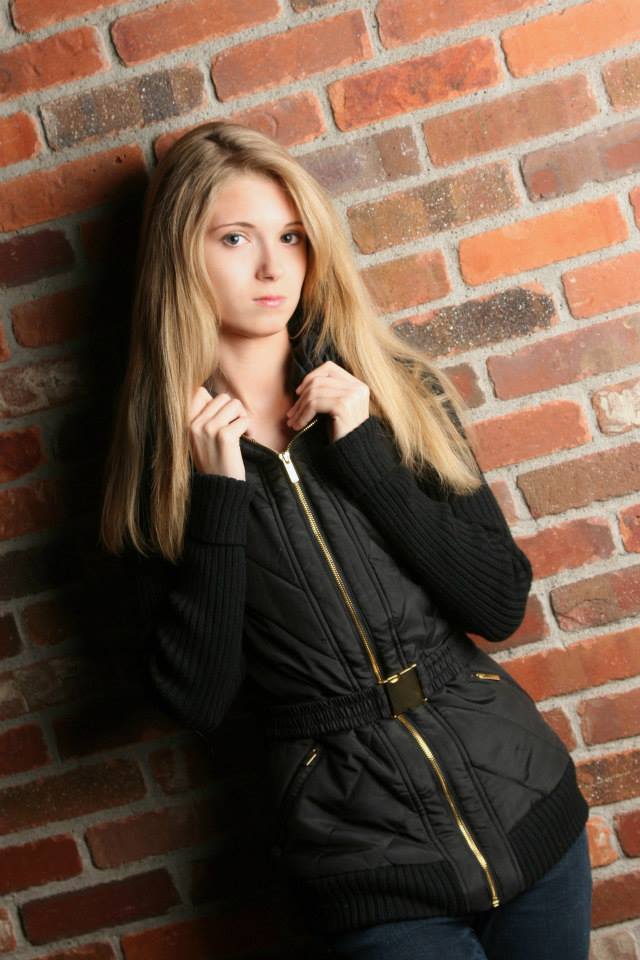 Female model photo shoot of Blond Ambition