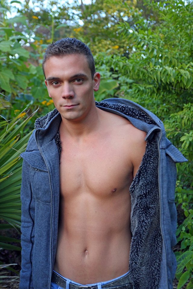 Male model photo shoot of Bryant F by Bill Whitlow