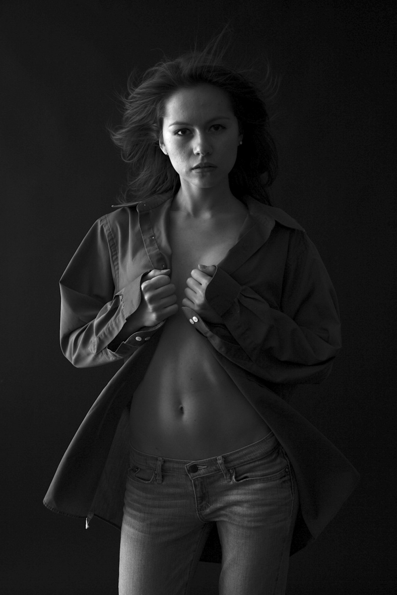 Female model photo shoot of Gulnara M