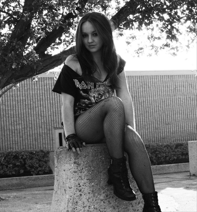 Female model photo shoot of Kaylee Serna
