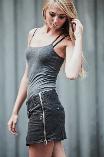 Female model photo shoot of Tessa Elspeth in London, UK
