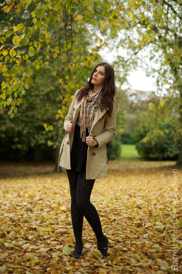 Female model photo shoot of Ilona Maria in Victoria Park