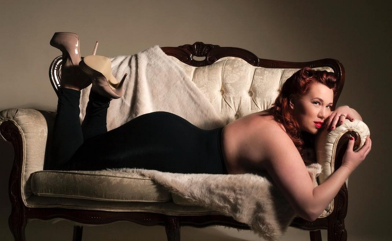 Female model photo shoot of Honey Merlot by Taryn Lindsey Photo 