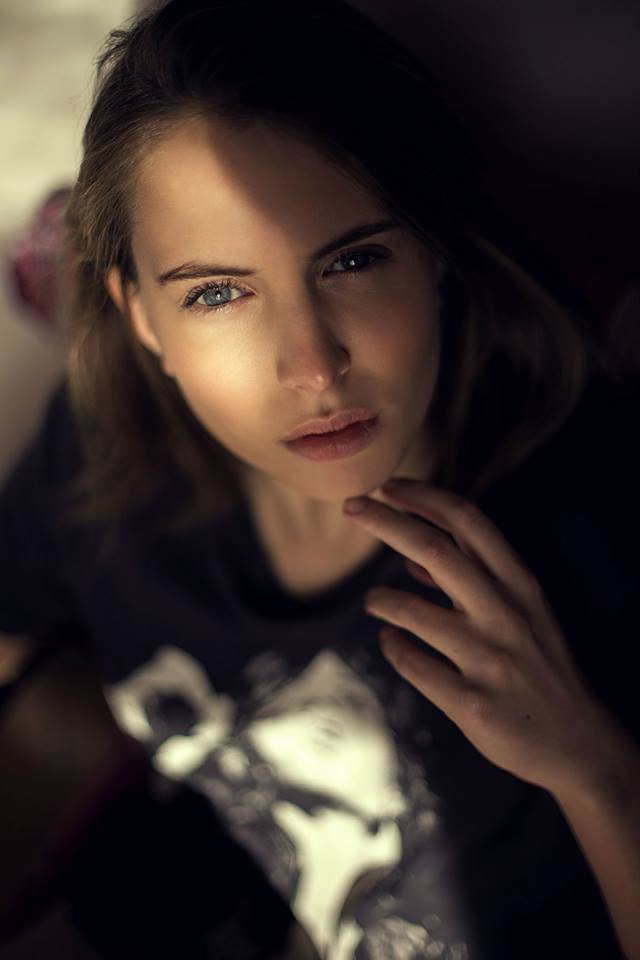 Female model photo shoot of Clara Arrighi