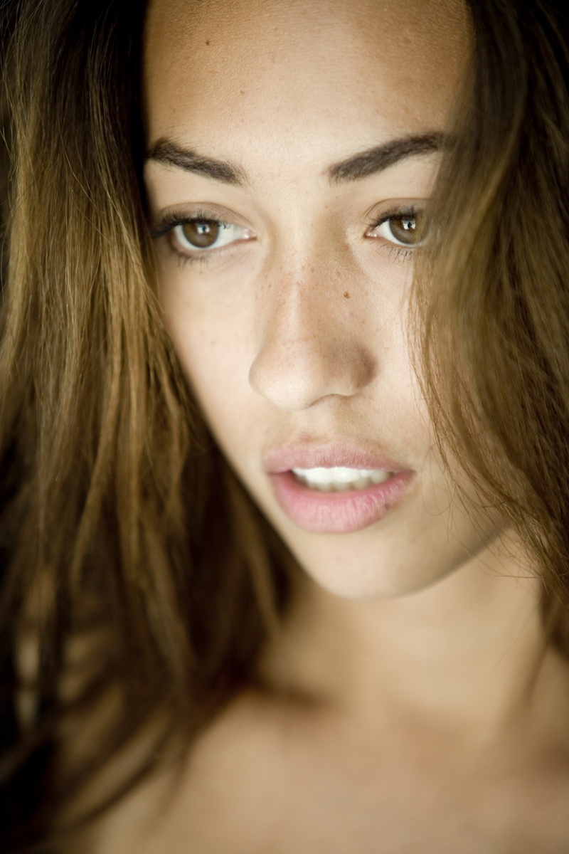 Female model photo shoot of Jordan PC by blwphotography
