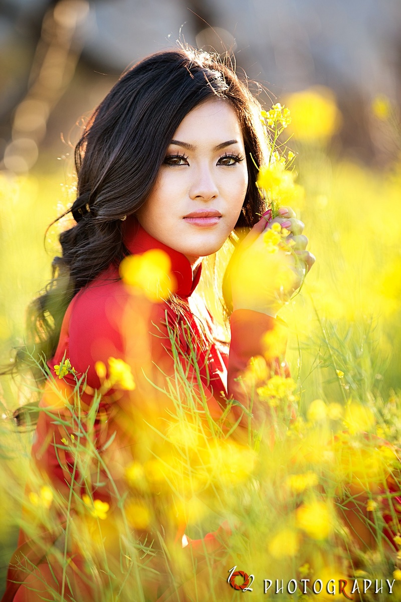 Female model photo shoot of Cali Nguyen 