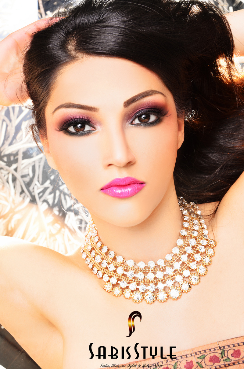 Female model photo shoot of Mehr Pirzada
