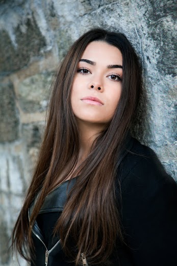 Female model photo shoot of Maia Selene  by Hexagon
