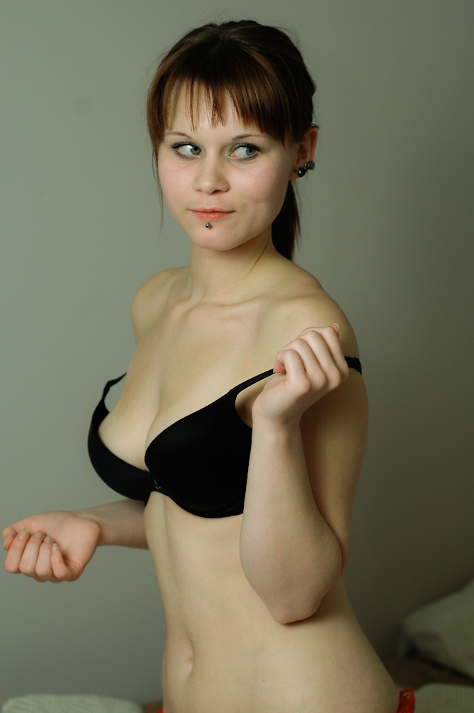 Female model photo shoot of MandyMurder
