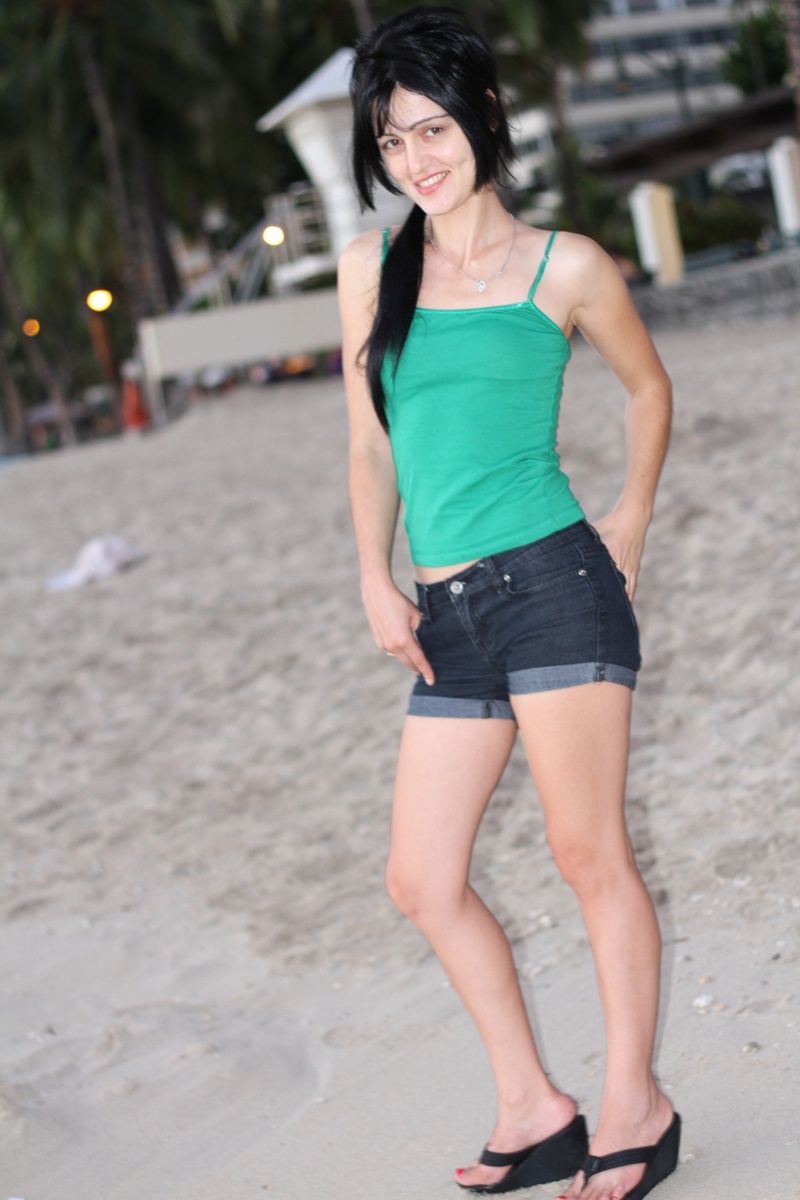 Female model photo shoot of Mai Mai