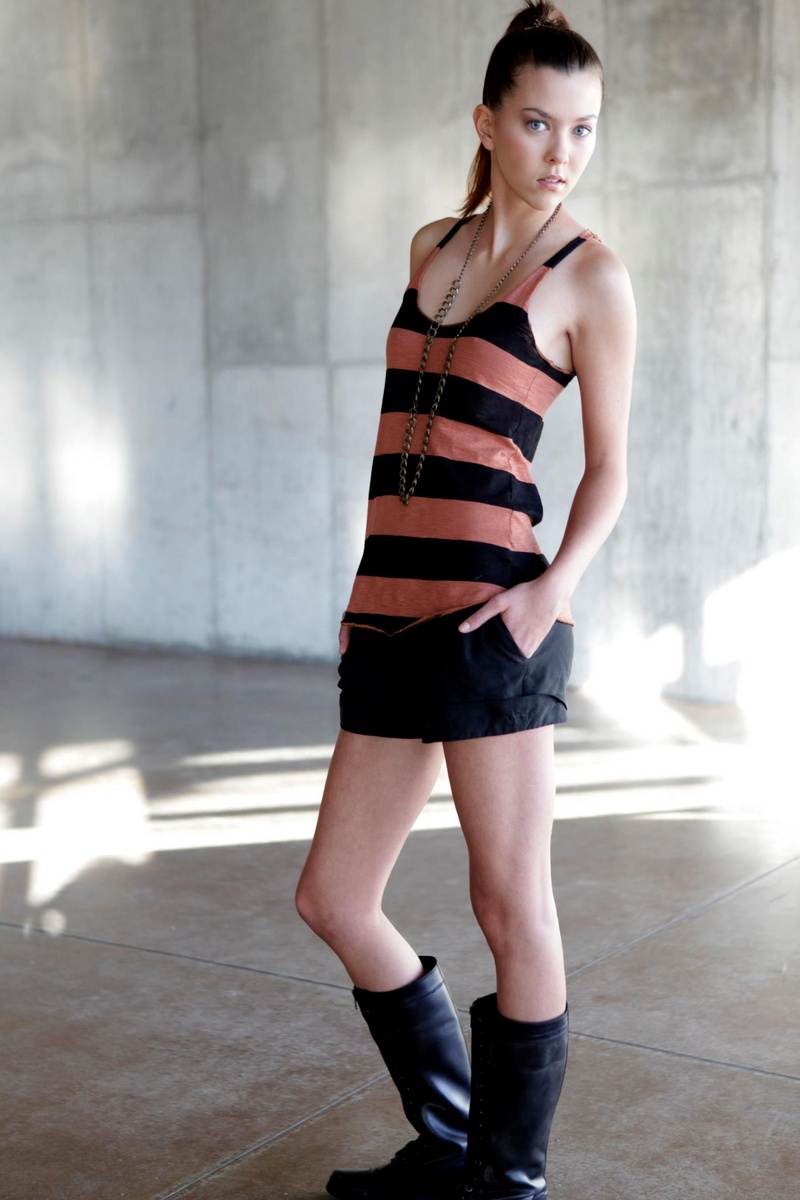 Female model photo shoot of Lindsey Dell in Utah