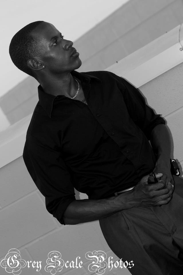 Male model photo shoot of Terrell Washington