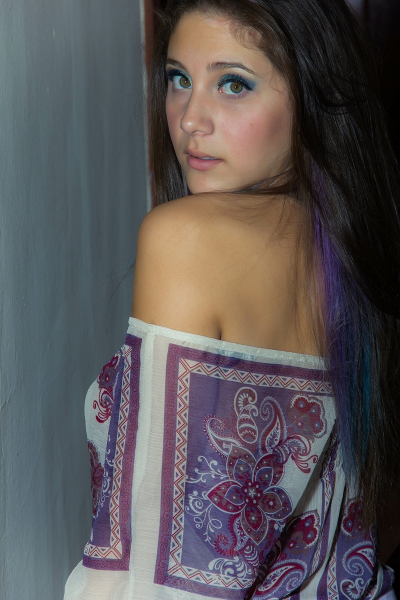 Female model photo shoot of Anais Marlena Castillo