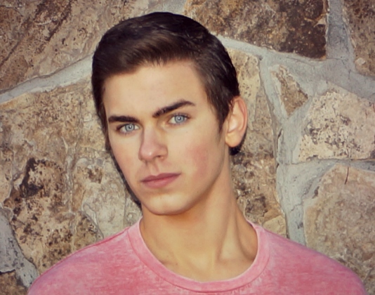 Male model photo shoot of Michalis