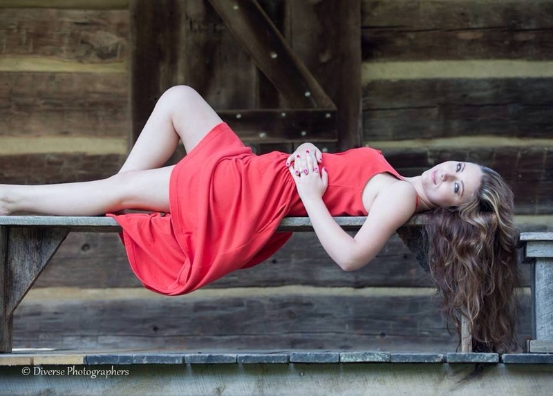 Female model photo shoot of Lorin Lindsay in Red River Gorge