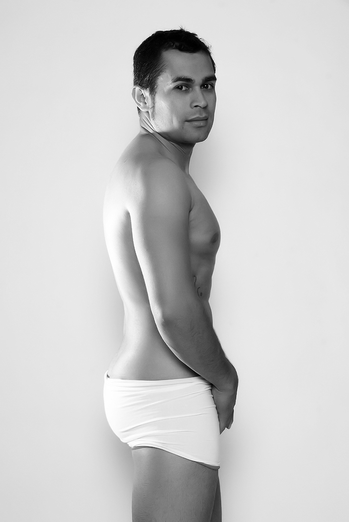Male model photo shoot of Jesus Echeverria