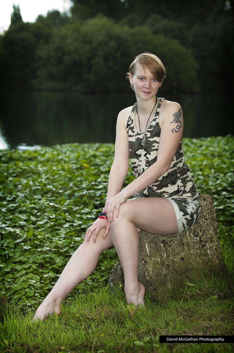 Female model photo shoot of Kerry Davis in Bedfont Lakes