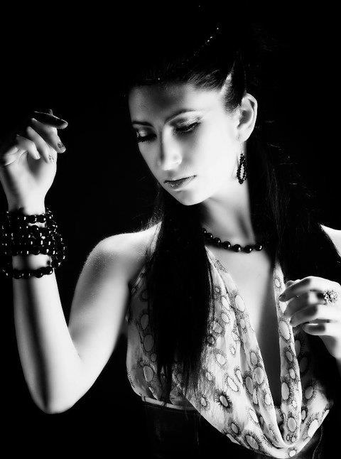 Female model photo shoot of karola diaconescu