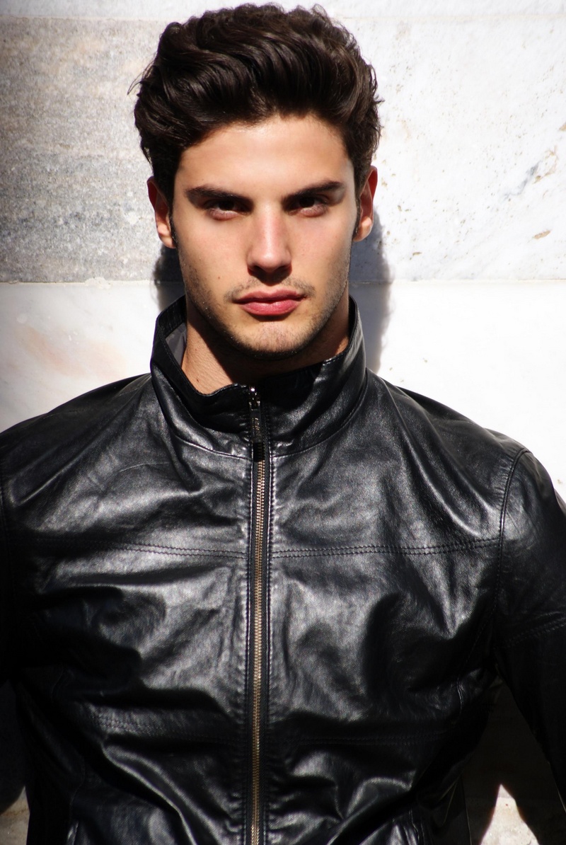 Male model photo shoot of Gabriel Felix