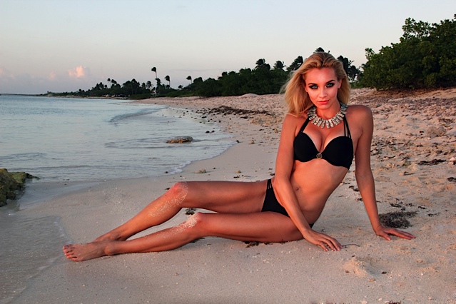 Female model photo shoot of Desiree Anderson in Aruba