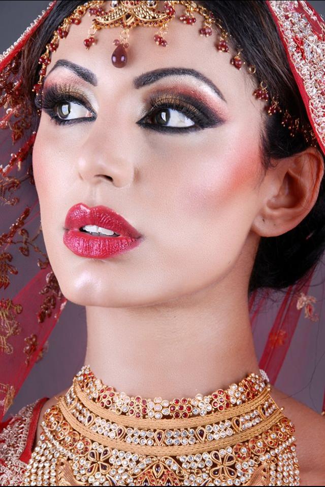 Female model photo shoot of Sameena Elisa in Manchester