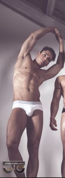 Male model photo shoot of Renatto Alves